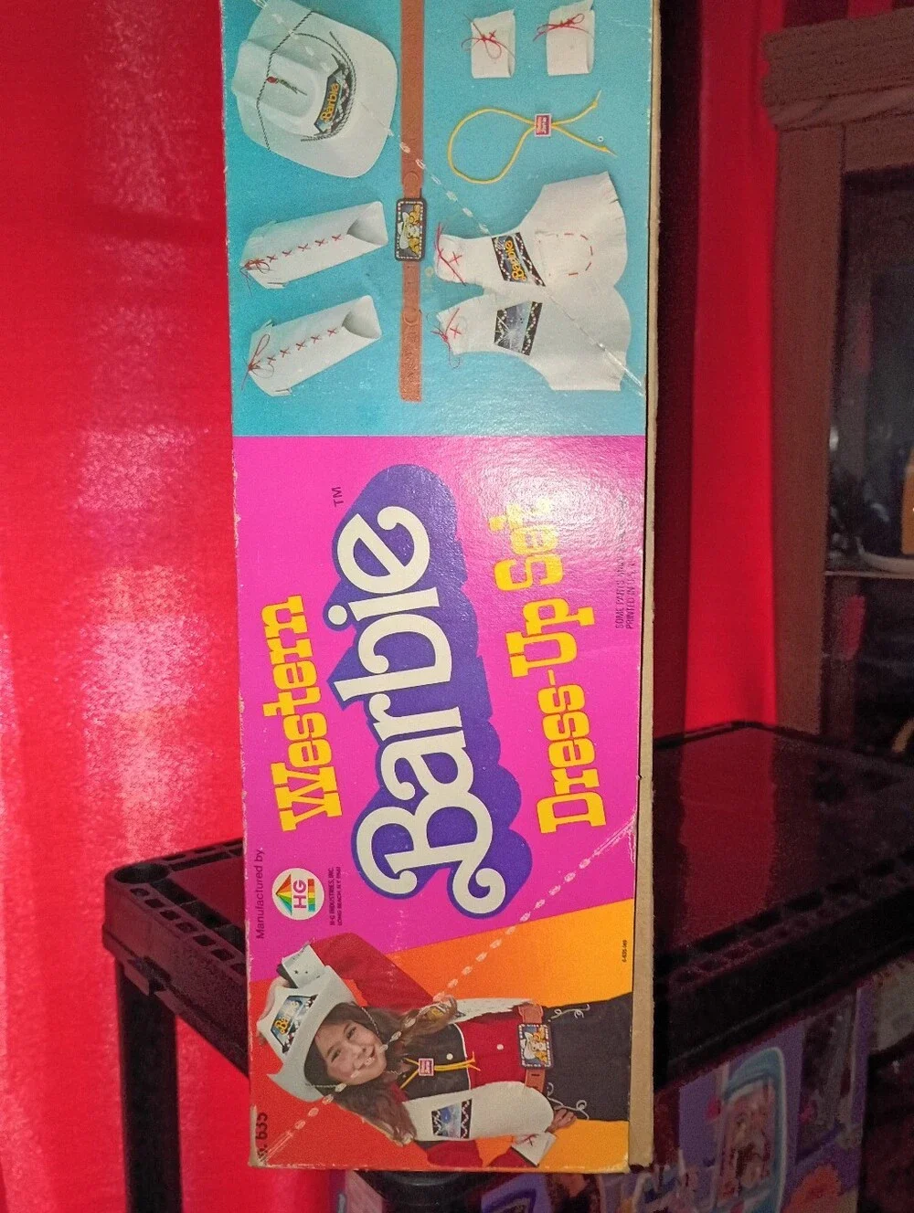 UNOPENED VTG 1981 Barbie Western Dress-Up Set